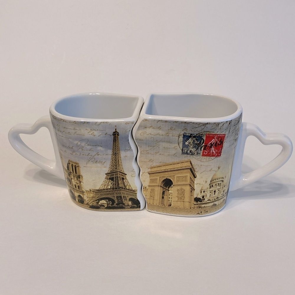 Paris France Interlocking 2 Mug Set City Landmark Scenes Heart Handles